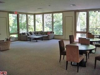 Foto del edificio - 5113 Showboat Ln