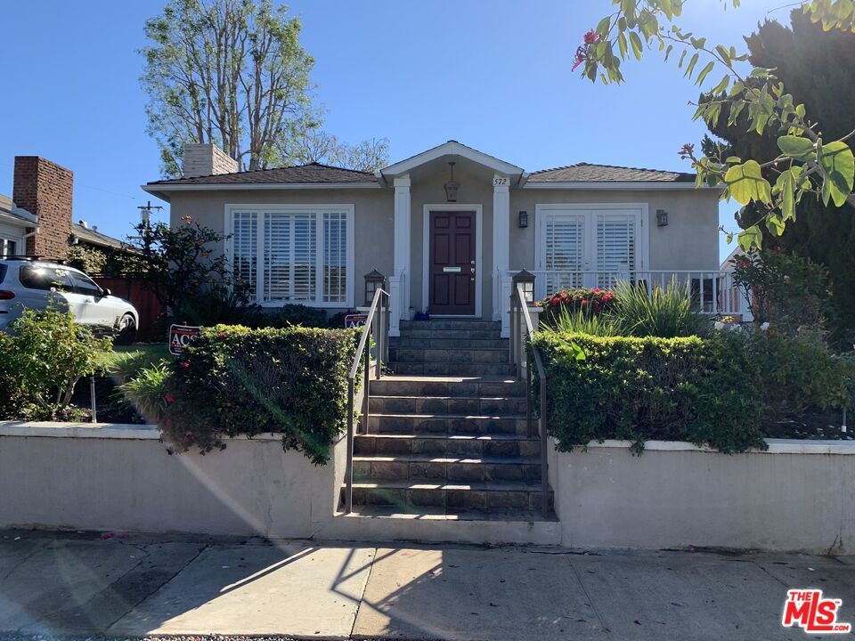 572 Muskingum Ave, Los Angeles, CA 90272 House Rental in Los Angeles
