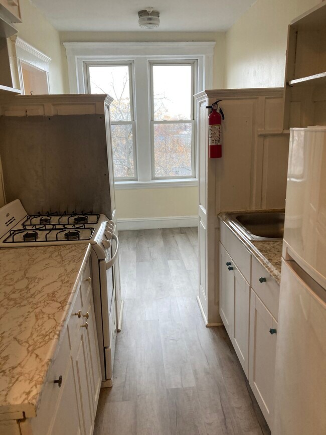 Foto del edificio - 28 Quint Ave