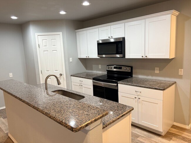 Foto del edificio - 1305 N Colton Ave