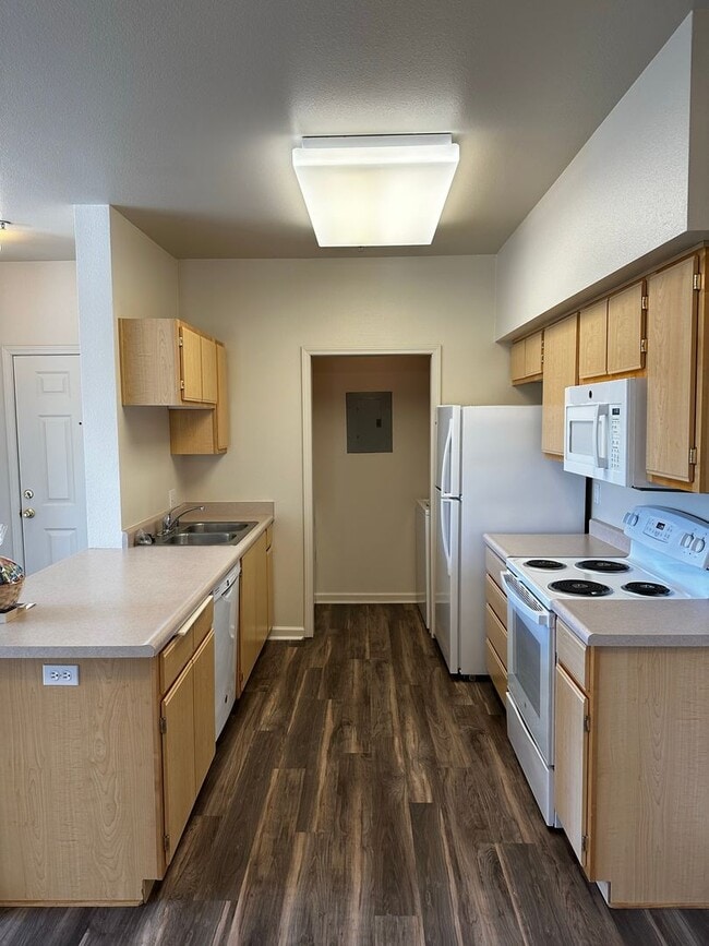 Interior Photo - Sterling Oaks Luxury Apartments