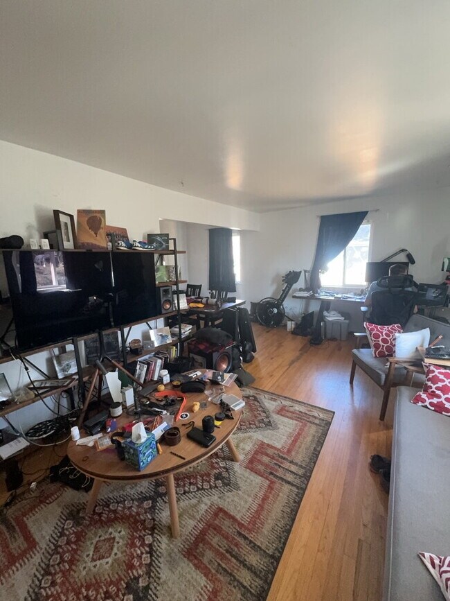 Foto del edificio - "Charming 2-Bed, 2-Bath Single Family Home in Boulder!"