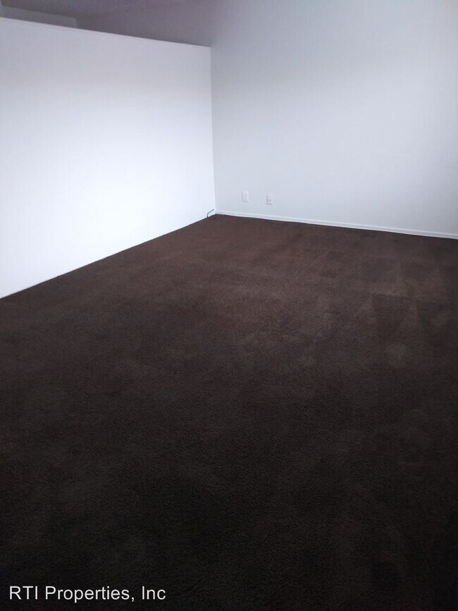 Foto del edificio - 4370 138th St