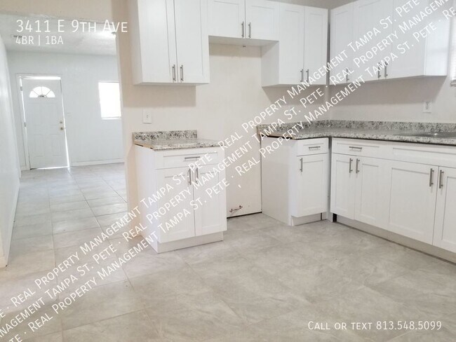 Foto del edificio - ***IMMEDIATE MOVE IN***