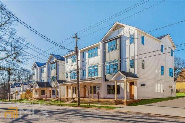 Building Photo - 105 Mead Rd