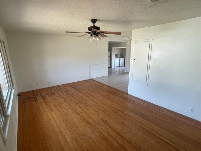 Building Photo - 800 N Caddo St