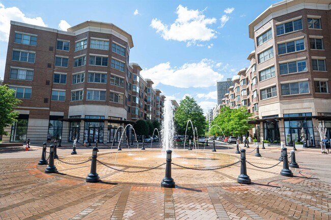 Building Photo - 22 Ave at Port Imperial