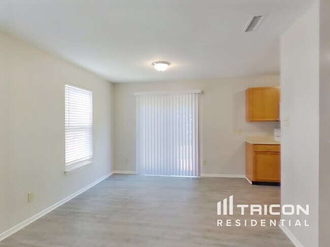 Foto del edificio - 1910 Southernwood Ln