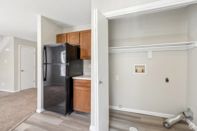 3BR, 2BA - 1,330SF - Laundry - Rock Quarry Village