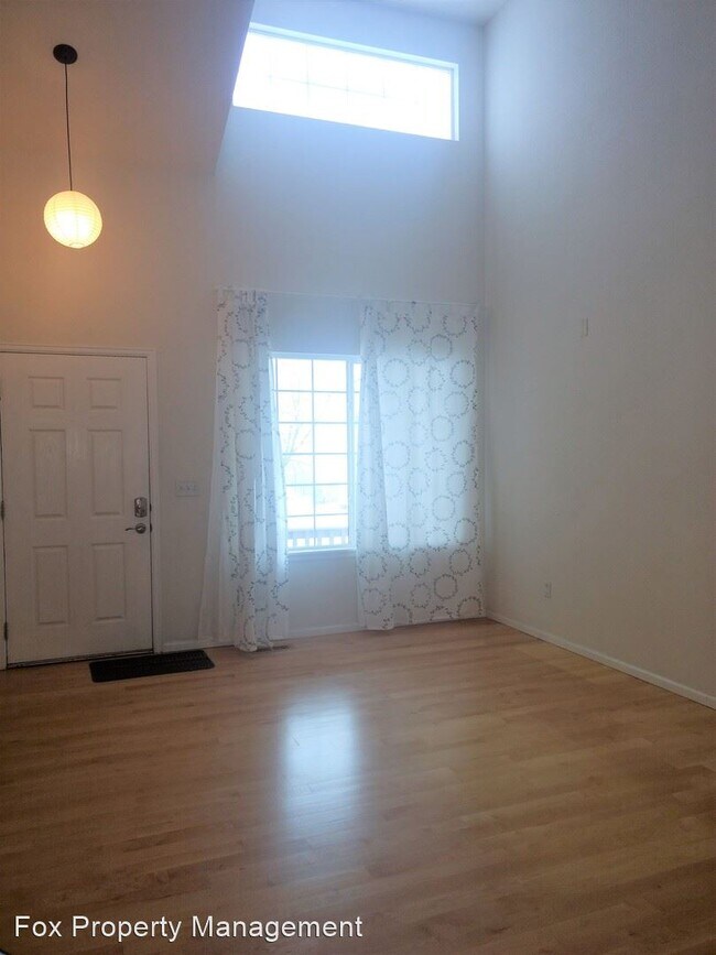 Foto del edificio - 5 br, 3 bath House - 3642 Castle Peak Avenue