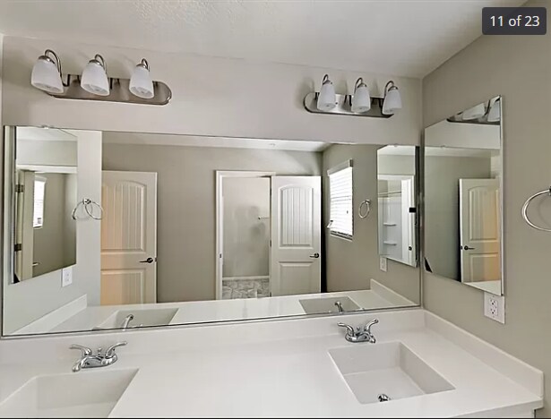 Foto del edificio - 20709 W Maiden Ln