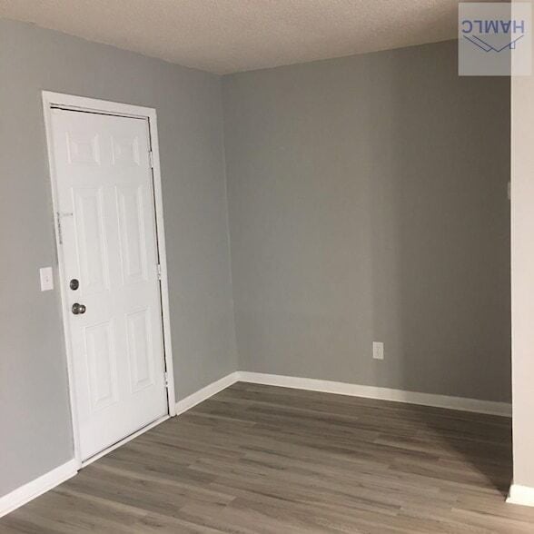 Foto del edificio - 901 Olmstead Dr