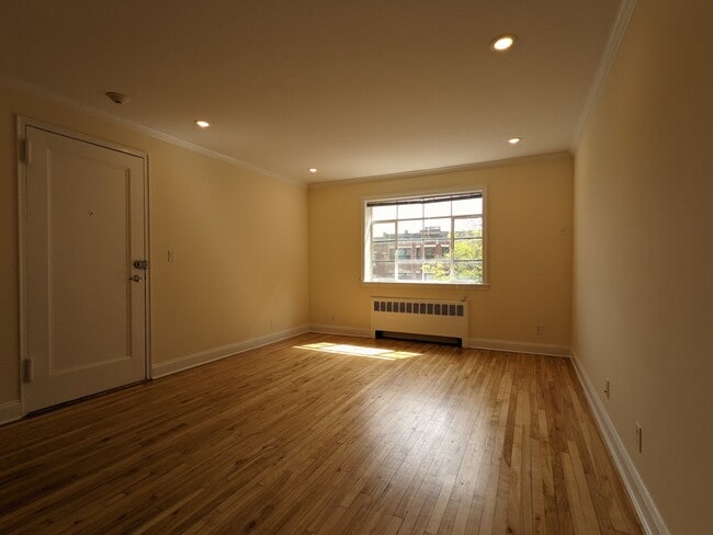 Building Photo - 29 Littell Rd
