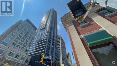 Building Photo - 395-5395 Bloor St E
