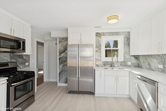 Foto del edificio - 1552 McCraren Rd
