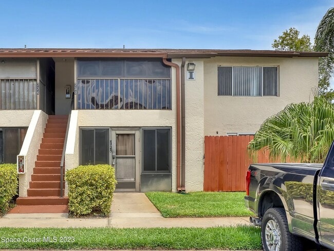 Building Photo - 730 Ridge Club Dr