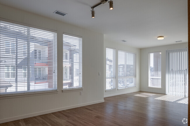 1HAB, 1BA - 795 ft² - Elevate - Denver