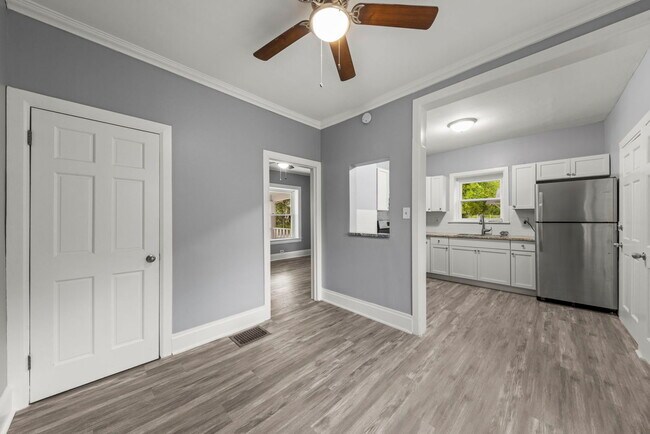 Foto del edificio - 6S381 4th St