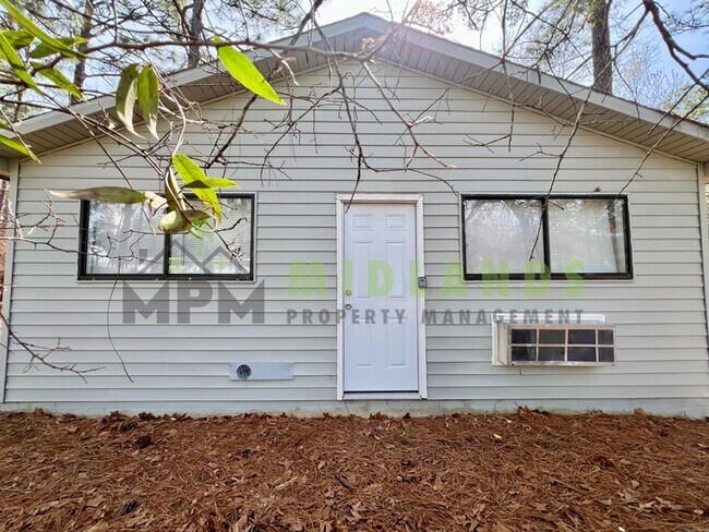 Foto del edificio - 290B Browning Court