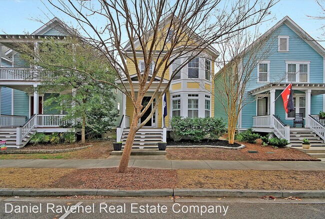 Building Photo - 3 br, 2.5 bath House - 1311 Appling Dr.
