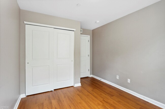 Foto del edificio - 4 br, 2 bath Duplex - 1823 WILLINGTON ST U...