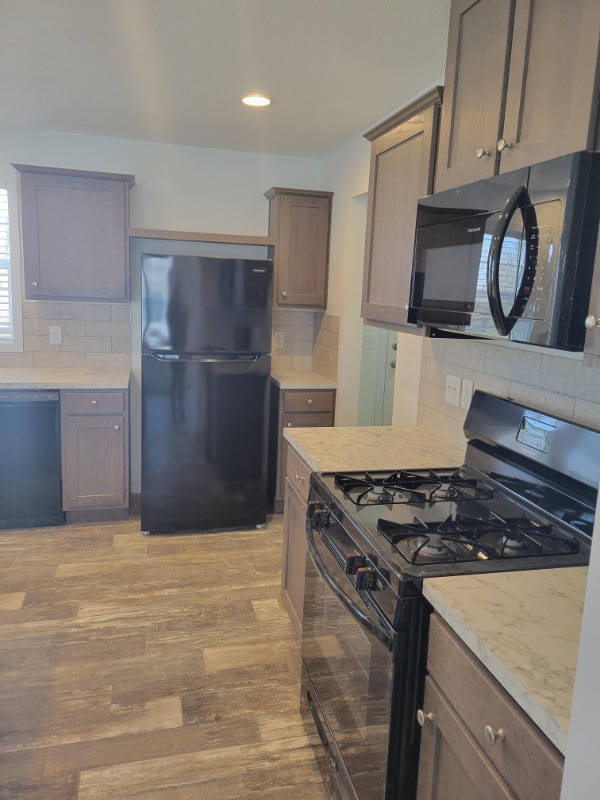 Building Photo - 135 Hoosier Dr