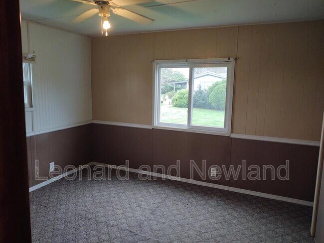 Building Photo - 17376 Leatherwood Rd