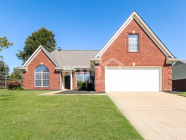 Building Photo - 2458 Baird Dr