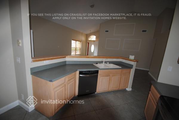 Foto del edificio - 2880 NW 68th Ln