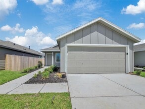 Building Photo - 207 Brandi Dr