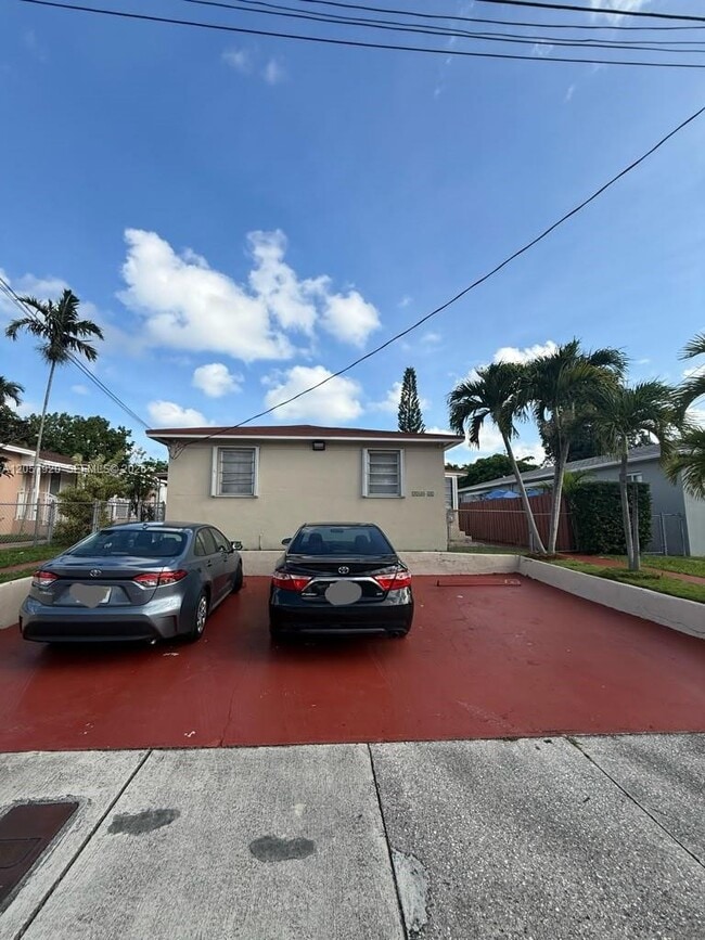 Photo - $2,100 1140 SW 9th ST #B House
