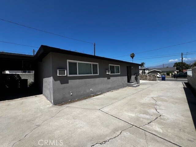 Foto del edificio - 8036 Whitmore St