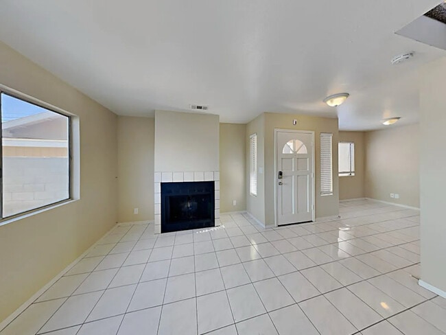 Building Photo - 13504 Bixler Ave
