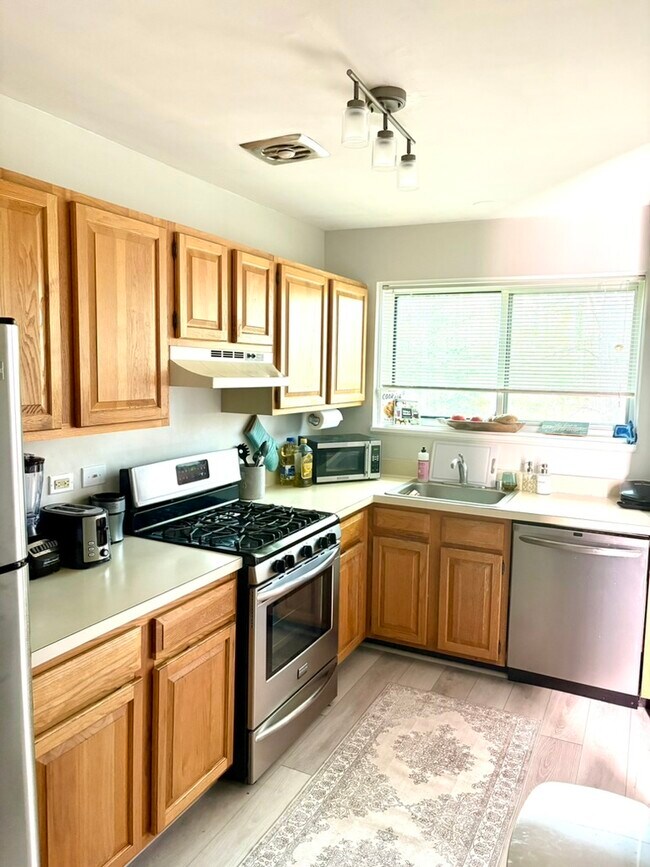 Foto del edificio - 10618 Kenilworth Ave