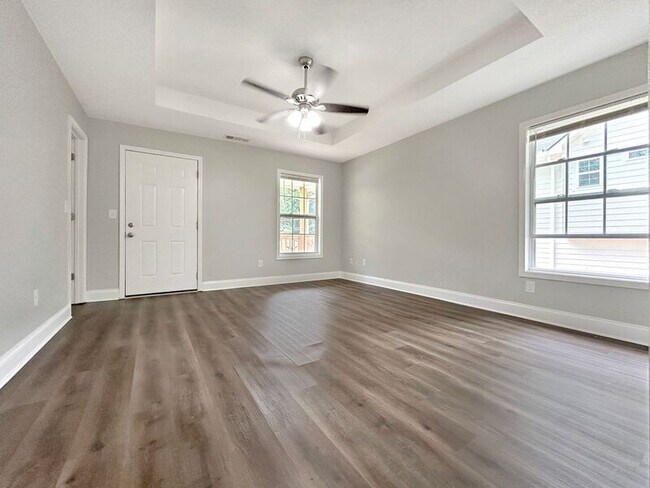 Foto del edificio - 814 Woods Dr NW