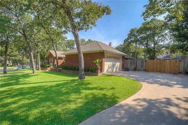 Foto del edificio - 5505 Eagle Rock Rd