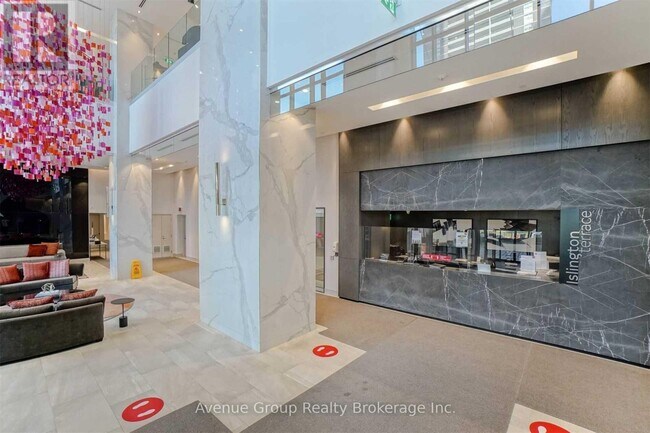 Photo du bâtiment - 7 Mabelle Ave