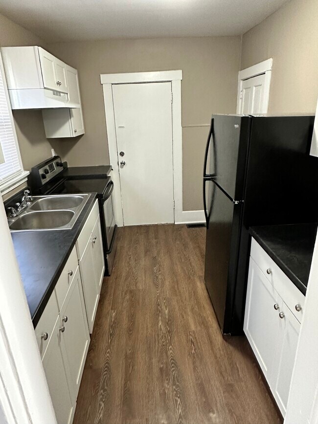 220 Marietta St, Burlington, IA 52601 House Rental in Burlington, IA