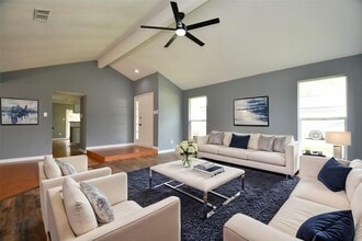Building Photo - 17022 Quail Park Dr
