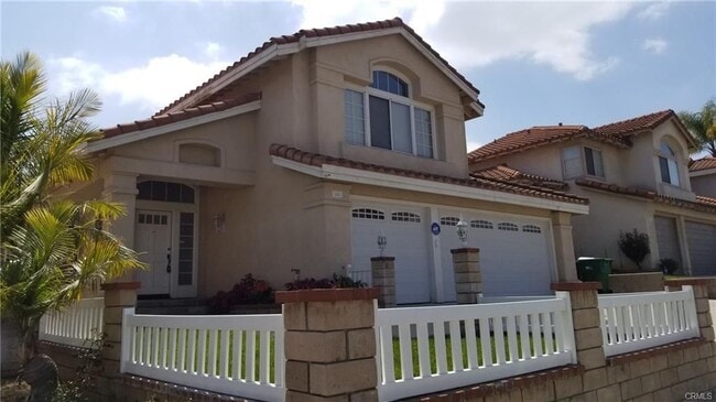 Building Photo - 424 Dylan Dr