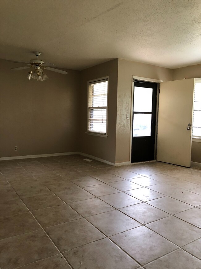 Foto del edificio - Home for rent close to Tinker AFB and I-240