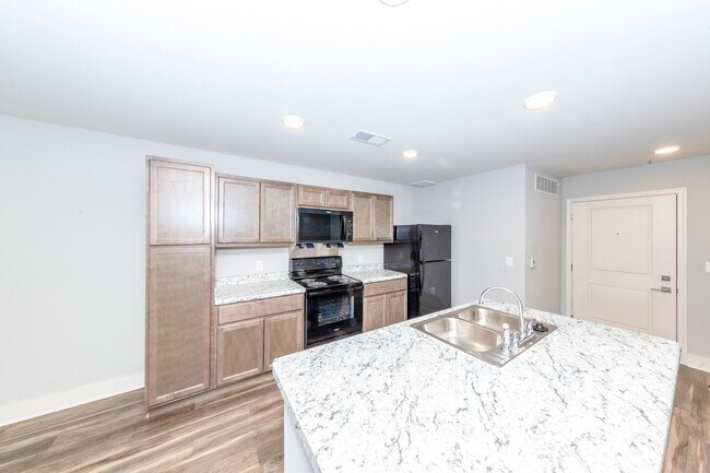 Building Photo - The Caravel Apartments
