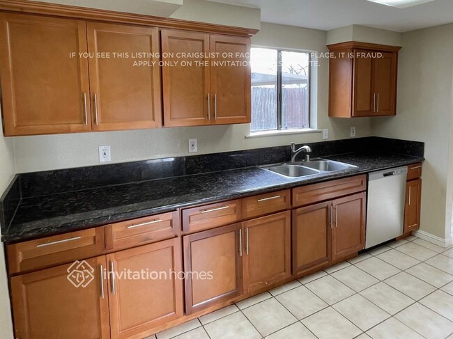 Building Photo - 8148 Cottonmill Cir