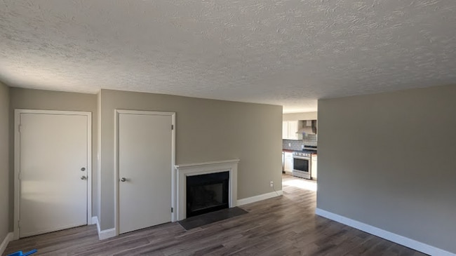 Building Photo - 3007 Marble Hill Blvd