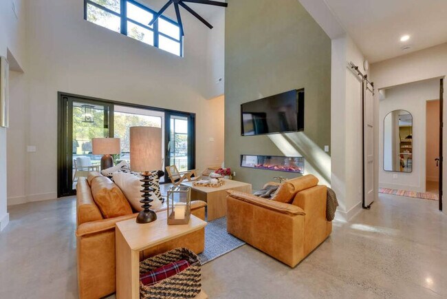 Foto del edificio - 320 Bridgewater Ln