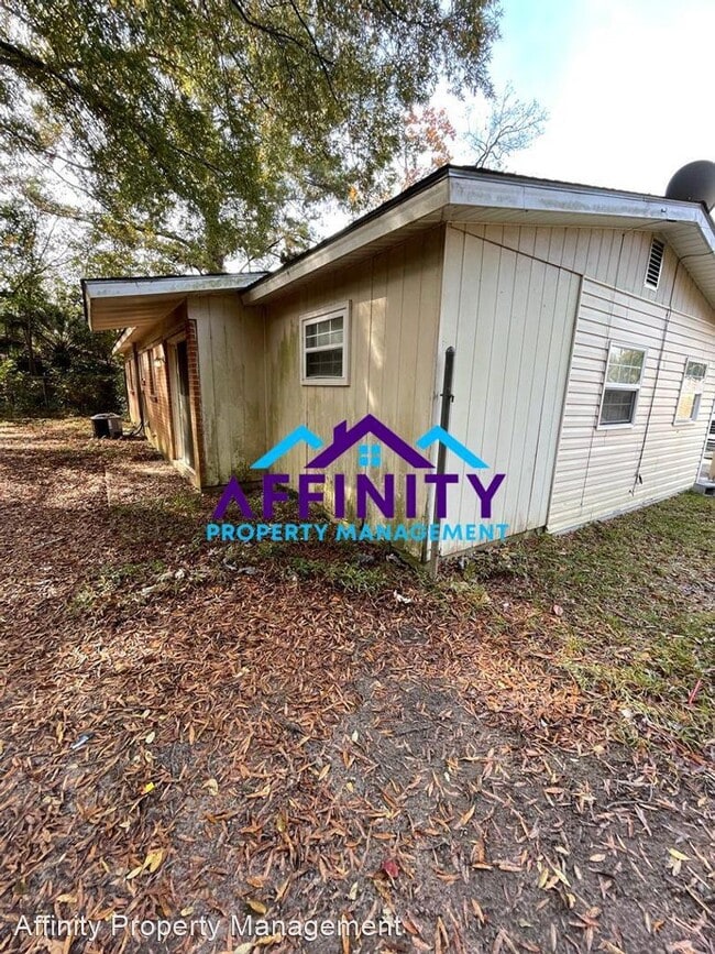 Building Photo - 3 br, 1.5 bath House - 650 American Boulevard