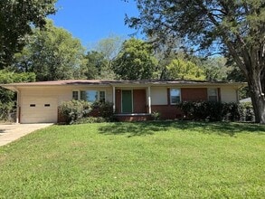 Building Photo - 918 Woodall Ln NW