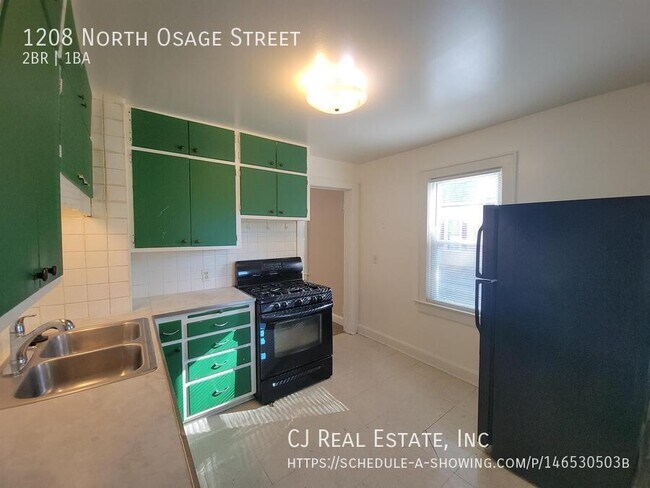 Building Photo - 1208 N Osage St