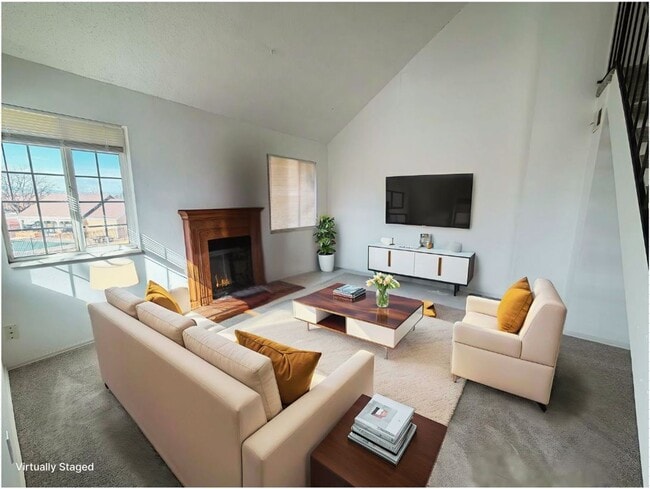 Building Photo - Peaceful Condo Retreat with Loft - Pet Friendly & Well Located