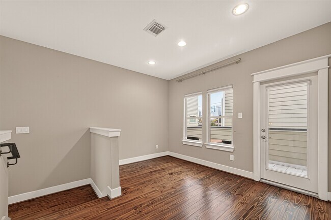 Foto del edificio - 1510 Crockett St